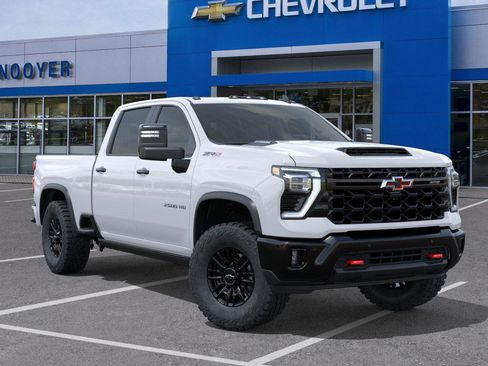New 2026 Chevrolet Silverado 2500 ZR2 image 7