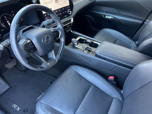 Used 2023 Lexus RX 350 Premium Plus w/ Cold Area Package FWD image 4