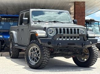 Used 2021 Jeep Gladiator Overland w/ Popular Equipment Package AWD/4WD video 1