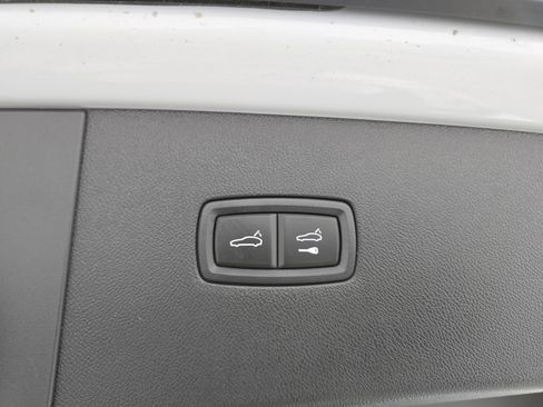 Used 2024 Porsche Cayenne S image 13