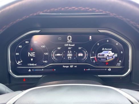 Used 2024 GMC Sierra 1500 AT4X image 32