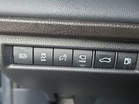 Used 2025 Toyota Camry XSE w/ Premium Plus Package AWD/4WD image 13