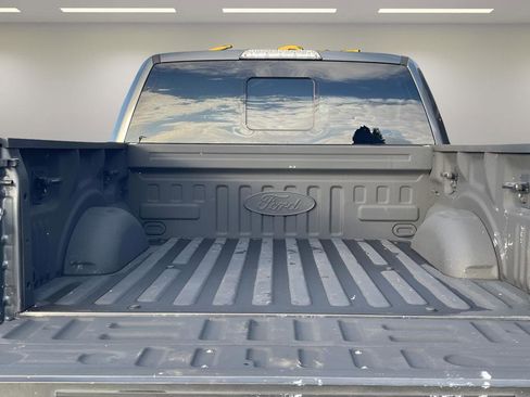 Used 2018 Ford F150 Raptor w/ Equipment Group 802A Luxury image 10