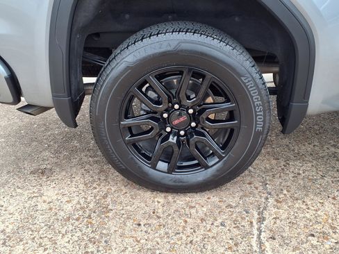 Used 2024 GMC Sierra 1500 Elevation w/ Preferred Package RWD image 28