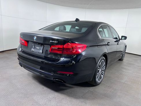 Used 2017 BMW 540i xDrive image 7