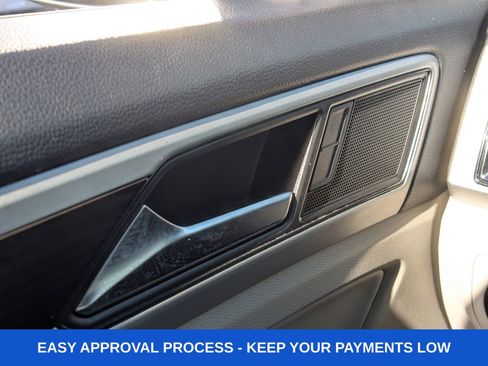 Used 2022 Volkswagen Atlas SE image 33