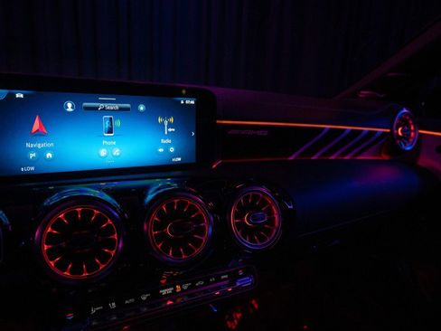 New 2025 Mercedes-Benz CLA 45 AMG 4MATIC image 18