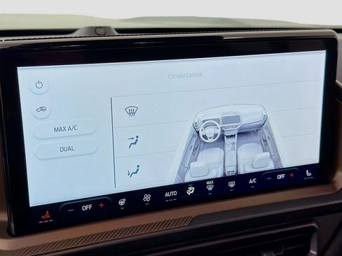 Used 2025 Ford Bronco Sport Outer Banks w/ Outer Banks Tech Package+ image 36