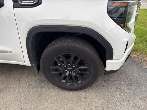 Certified 2025 GMC Sierra 1500 Elevation AWD/4WD image 10