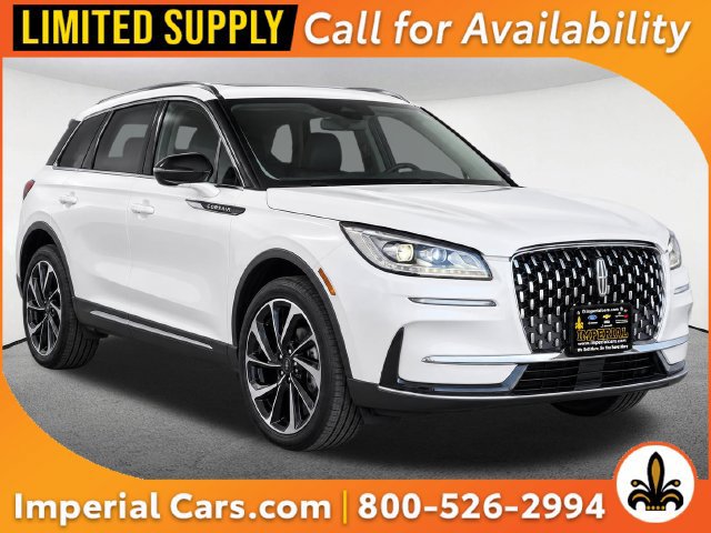 Used 2024 Lincoln Corsair Reserve w/ Rear Removable Package Tray FWD image 1