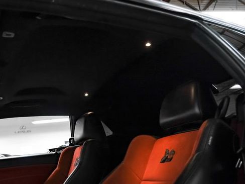 Used 2017 Dodge Challenger R/T RWD image 27