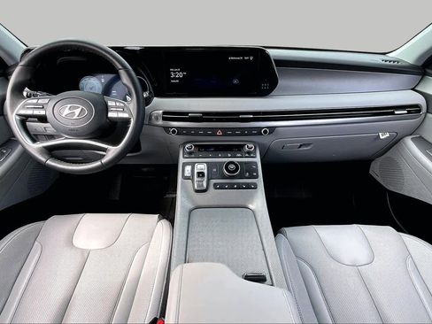Used 2024 Hyundai Palisade SEL FWD image 15