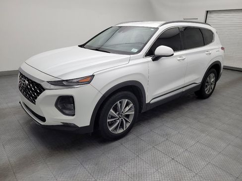 Used 2019 Hyundai Santa Fe SEL FWD image 2