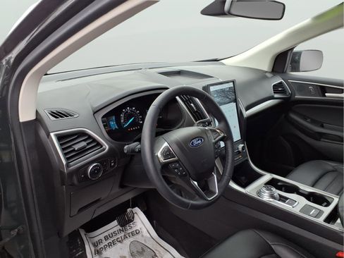 Used 2024 Ford Edge SEL w/ Convenience Package image 12