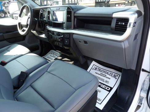 Used 2025 Ford F250 XL w/ XL Driver Assist Package AWD/4WD image 32