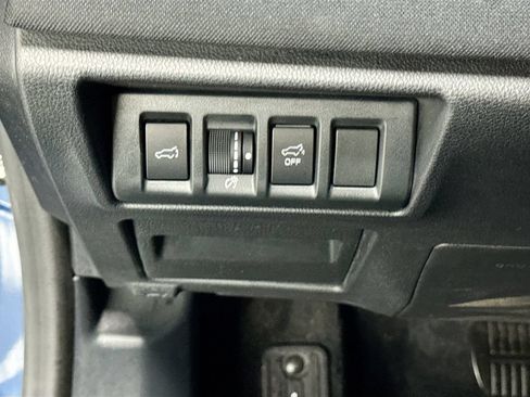 Used 2020 Subaru Outback Premium w/ Popular Package #1 AWD/4WD image 6