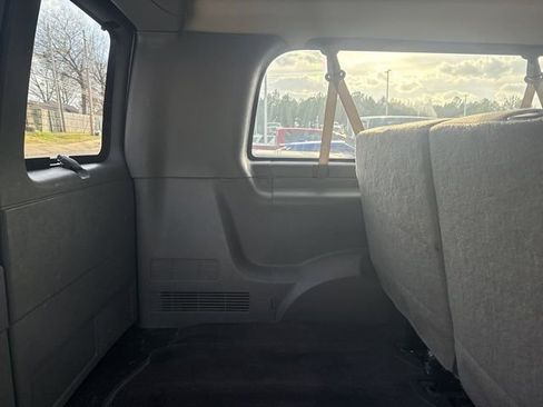 Used 2023 Chevrolet Express 3500 LT w/ LT Preferred Equipment Group image 19