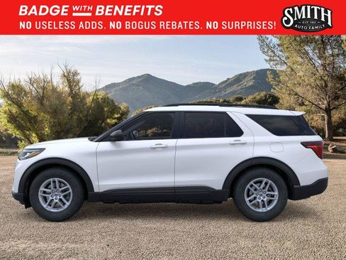 New 2026 Ford Explorer Active w/ Active Comfort Package RWD image 4