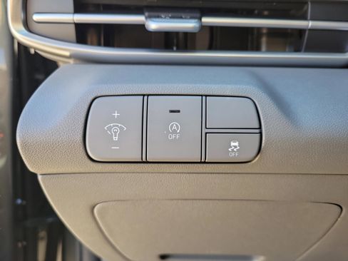 New 2026 Hyundai Elantra SE image 8