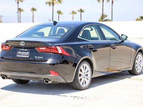 Used 2016 Lexus IS 200t RWD image 7