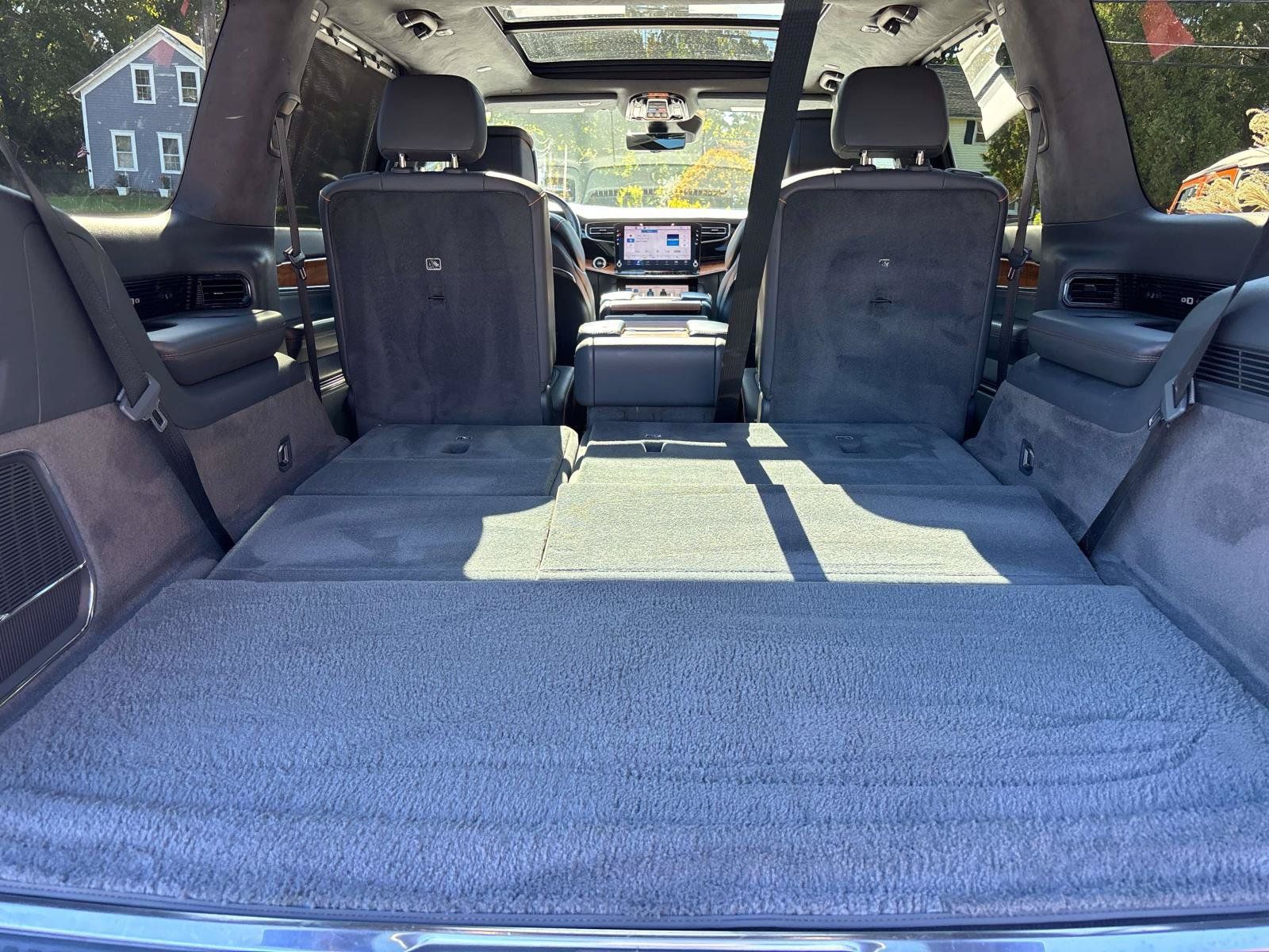 Used 2022 Jeep Grand Wagoneer Series II w/ Convenience Group III AWD/4WD image 17