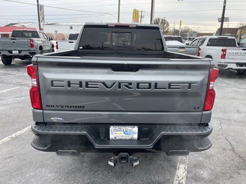 Used 2021 Chevrolet Silverado 1500 LT Trail Boss w/ Convenience Package II image 7