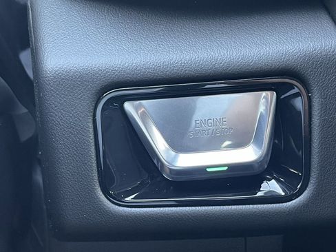 New 2026 GMC Yukon XL Elevation RWD image 32
