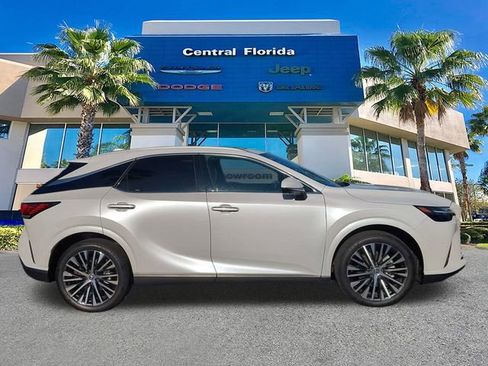 Used 2024 Lexus RX 350 Premium Plus w/ Convenience Package image 4