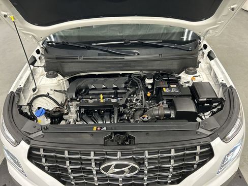 Used 2023 Hyundai Venue Limited w/ Cargo Package FWD image 24