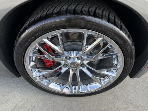 Used 2016 Chevrolet Corvette Z06 w/ 3LZ Preferred Equipment Group RWD image 44