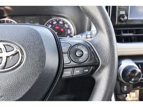 Used 2019 Toyota RAV4 XLE image 24