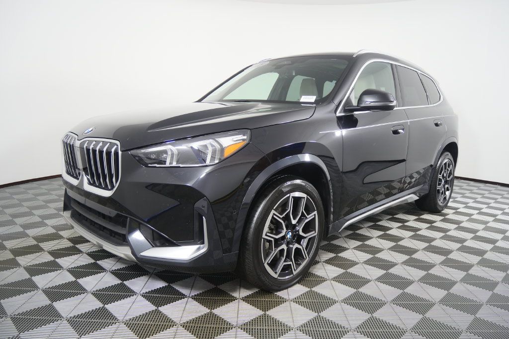 Certified 2025 BMW X1 xDrive28i w/ Convenience Package AWD/4WD image 8