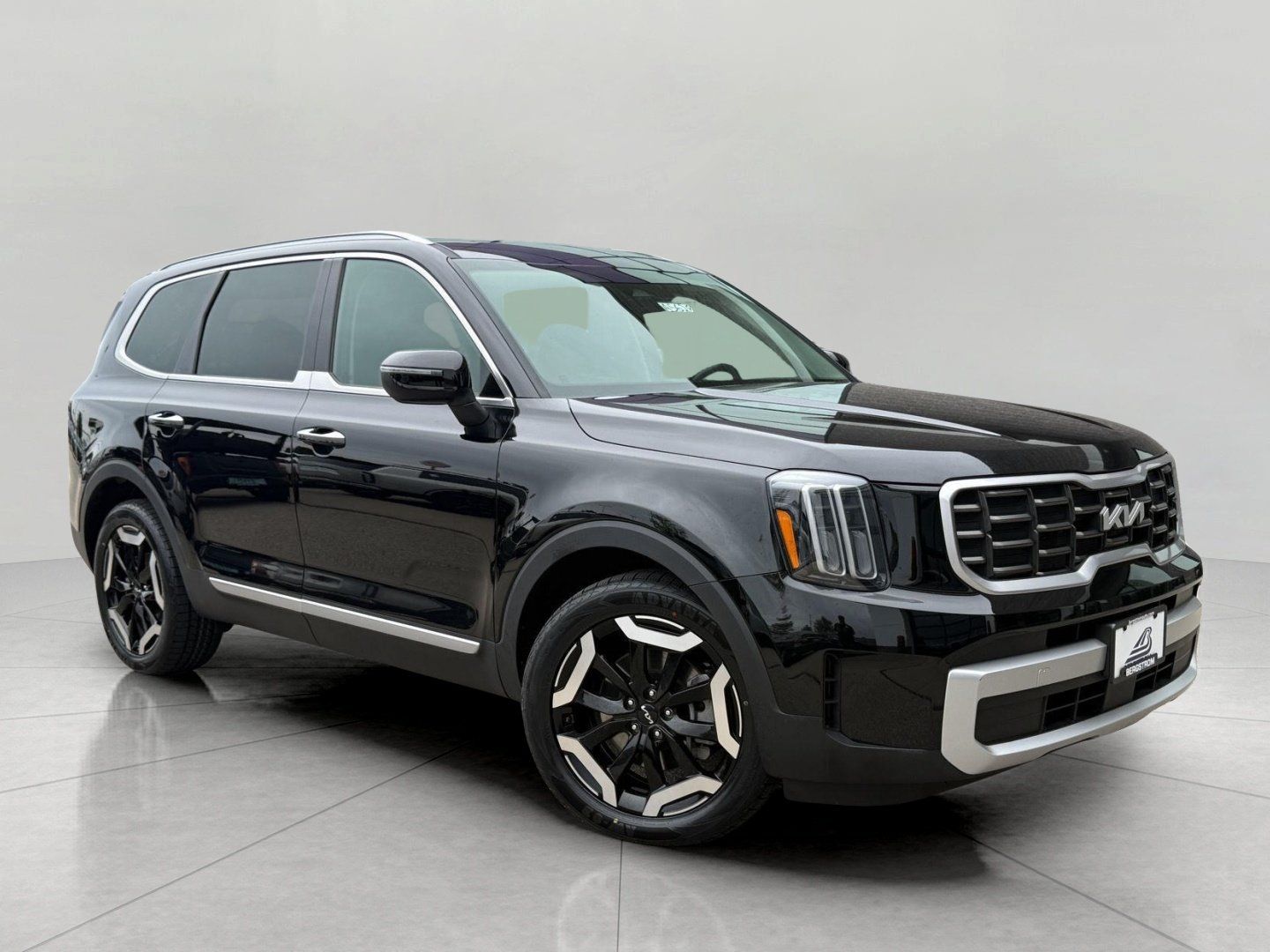 Used 2025 Kia Telluride S AWD/4WD image 1