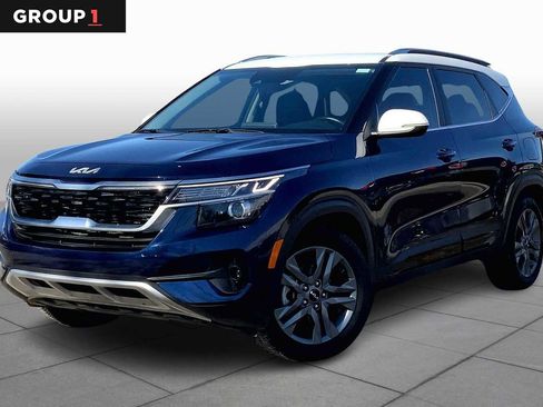 Used 2023 Kia Seltos S image 1