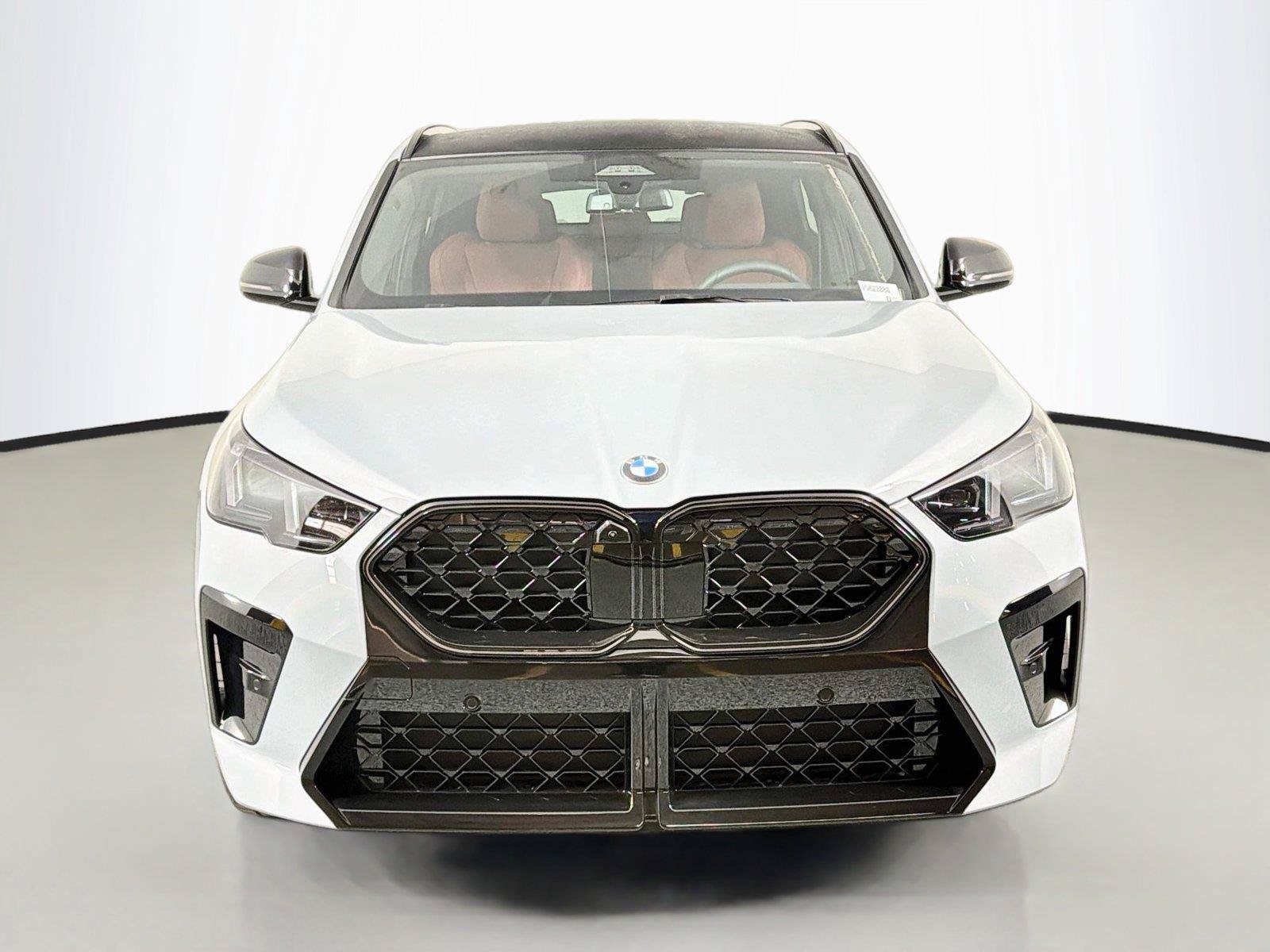 New 2027 BMW X2 xDrive28i w/ Technology Package AWD/4WD image 2