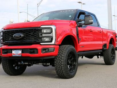 New 2026 Ford F250 Lariat w/ Black Appearance Package