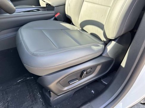 New 2026 Ford Explorer Active w/ Active Comfort Package image 20