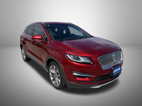 Used 2019 Lincoln MKC Select w/ Select Plus Package FWD image 2