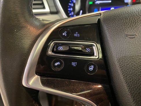 Used 2016 Cadillac SRX Luxury image 13