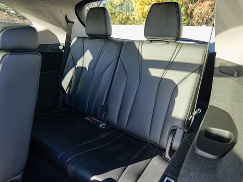 Used 2023 Acura MDX SH-AWD image 28