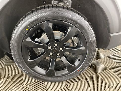 Used 2023 Ford Explorer ST-Line image 27