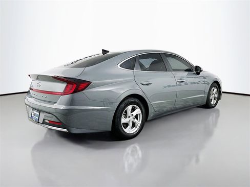 Used 2020 Hyundai Sonata SE w/ Preferred Accessory Package image 8