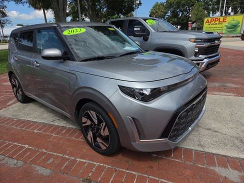Used 2023 Kia Soul GT-Line FWD image 1