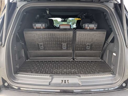 Used 2024 Lincoln Navigator Reserve AWD/4WD image 16
