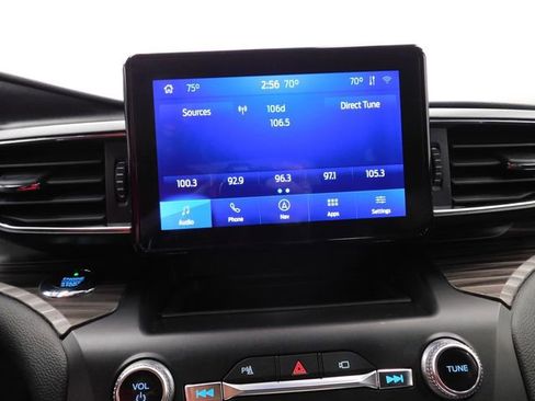 Used 2020 Ford Explorer Limited image 31