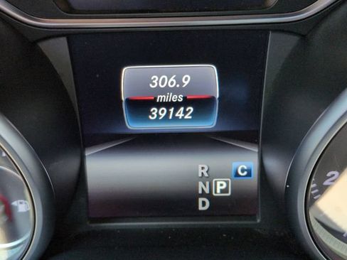 Used 2020 Mercedes-Benz GLA 250 4MATIC image 14