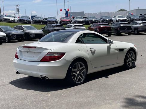 Used 2015 Mercedes-Benz SLK 250 image 12