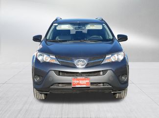 Used 2014 Toyota RAV4 LE video 2