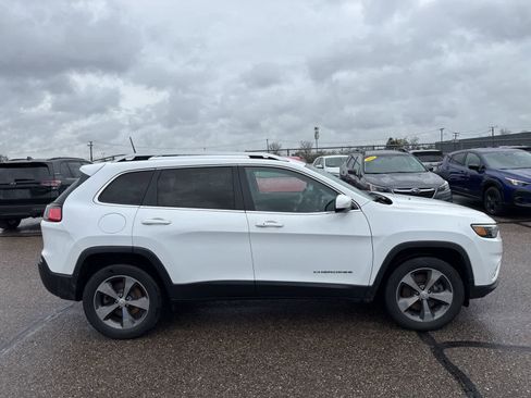 Used 2020 Jeep Cherokee Limited image 9