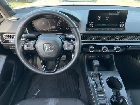 Certified 2025 Honda Civic Sport image 11